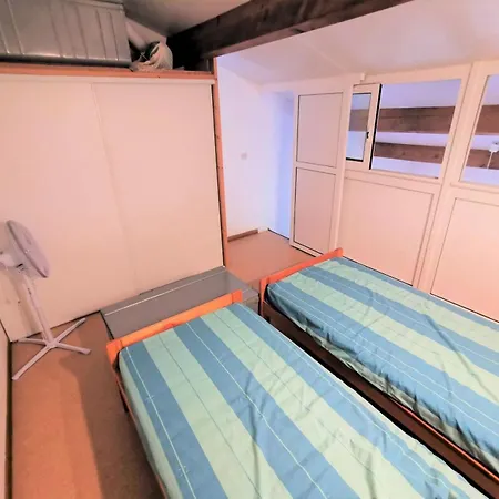 Maisons De La - Confortable Deux Pieces Mezzanine Pour 5 Personnes A Port Leucate. Ref: 1mpl_188 Mae-7074 * Leucate